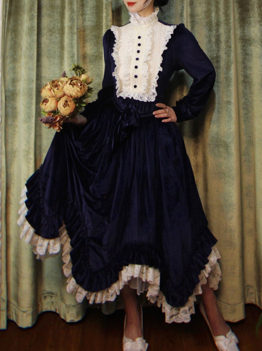 Victorian Lace Collar Velvet Dress– The Cottagecore