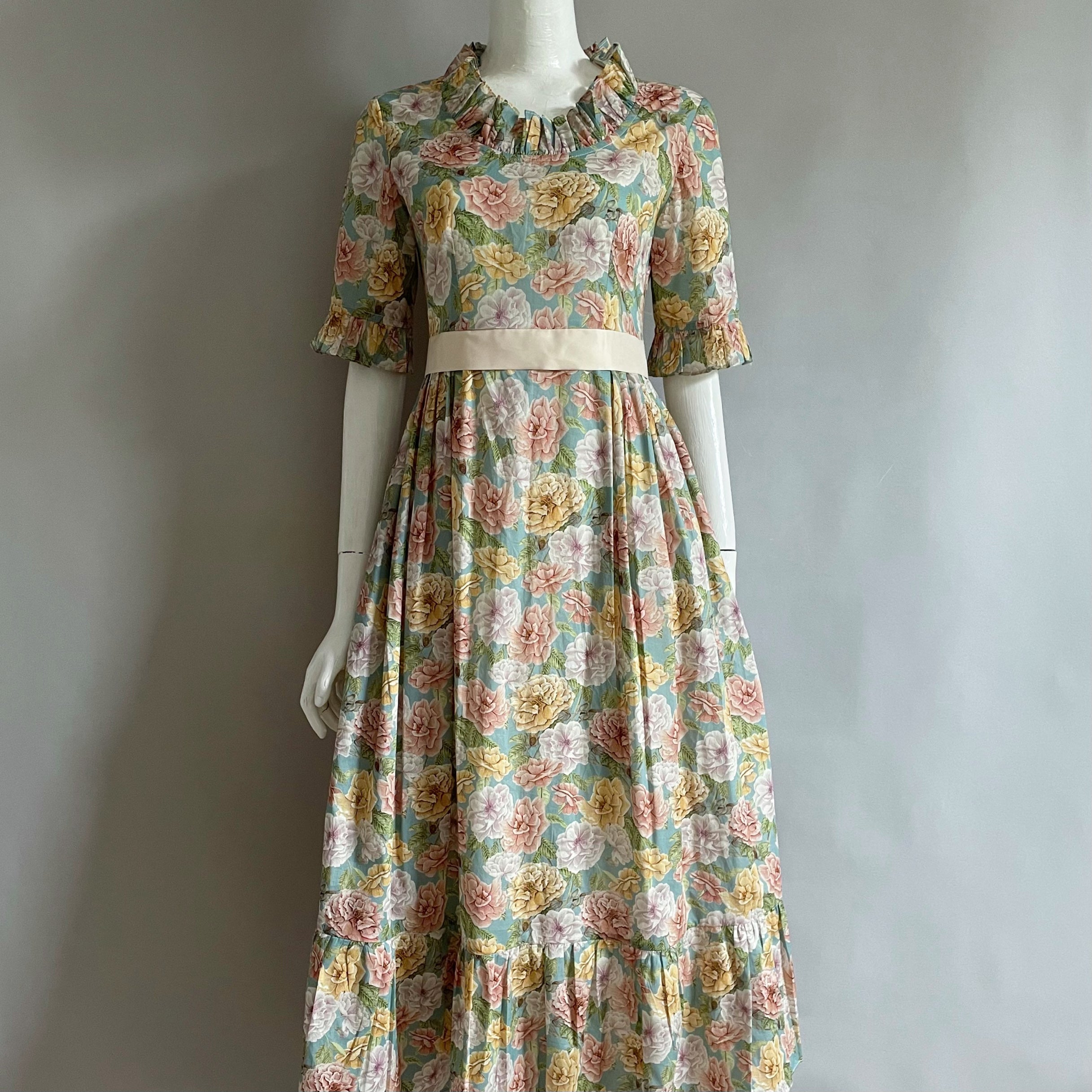 French Ruffled Neck Floral Frint Dress– The Cottagecore
