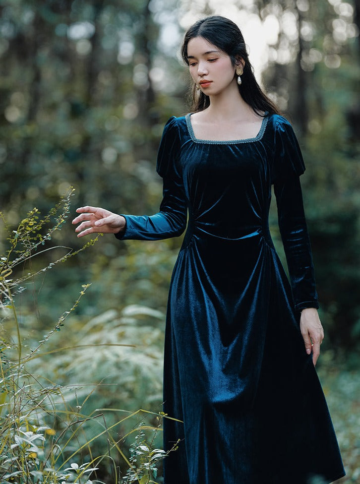 Vintage Velvet Dress– The Cottagecore
