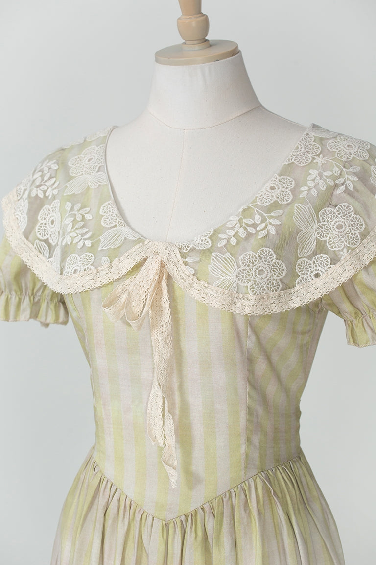 Vintage Embroidered Collar Dress main image 0