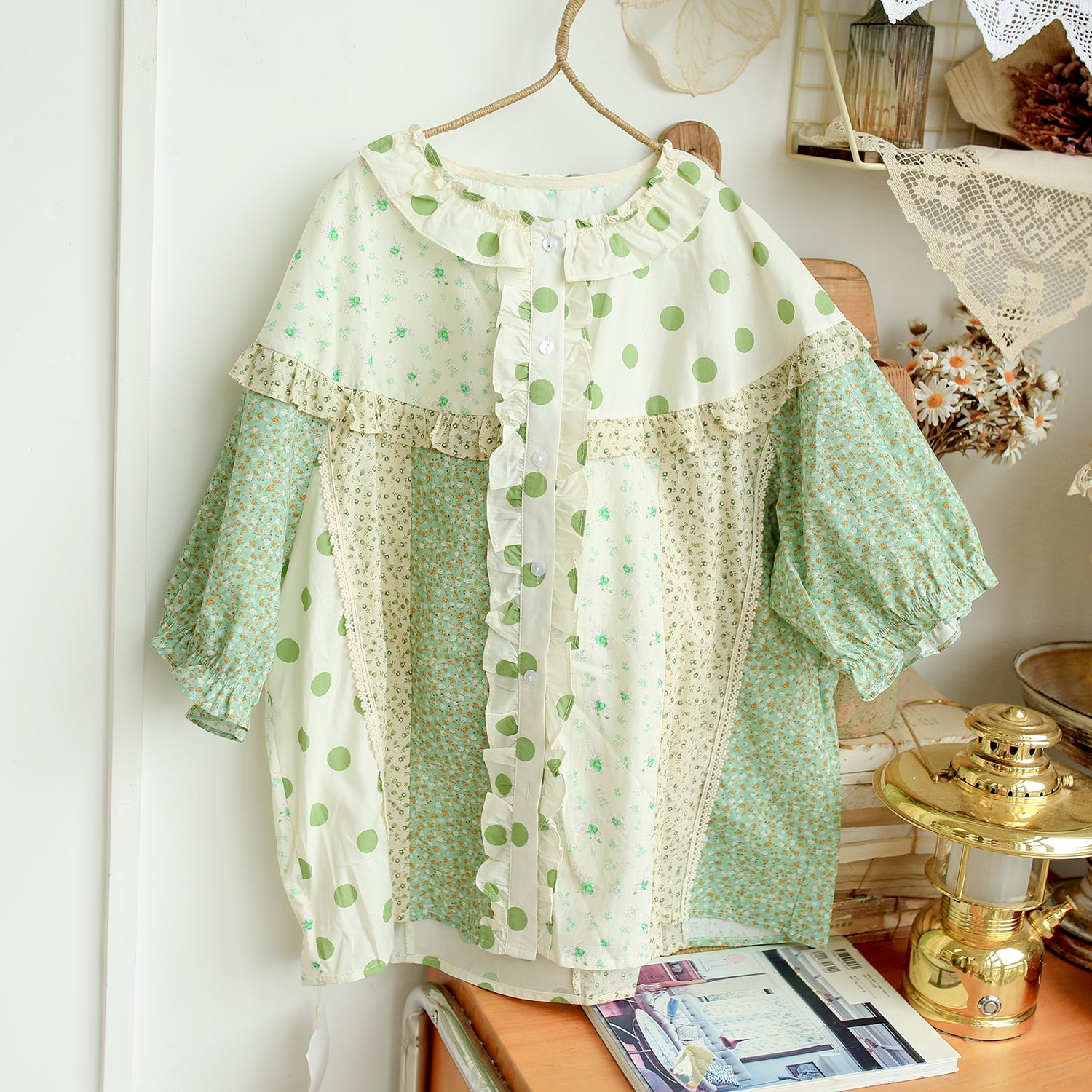 Vintage Floral Print Patchwork Asymmetrical Shirt main image 0