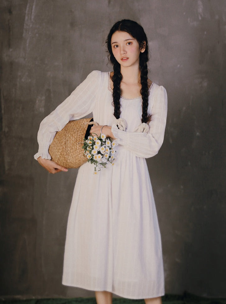 White Vintage Dress The Cottagecore White Vintage Dress The Cottagecore