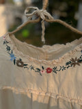 Embroidered Collar Loose Top