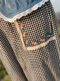 Embroidered Flowers Pockets Bloomers